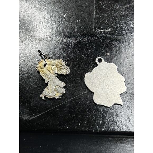 RARE Pair Of US Silver Cut-Out Coins . Morgan Dollar And Walking Liberty Jewelry - Picture 3 of 16